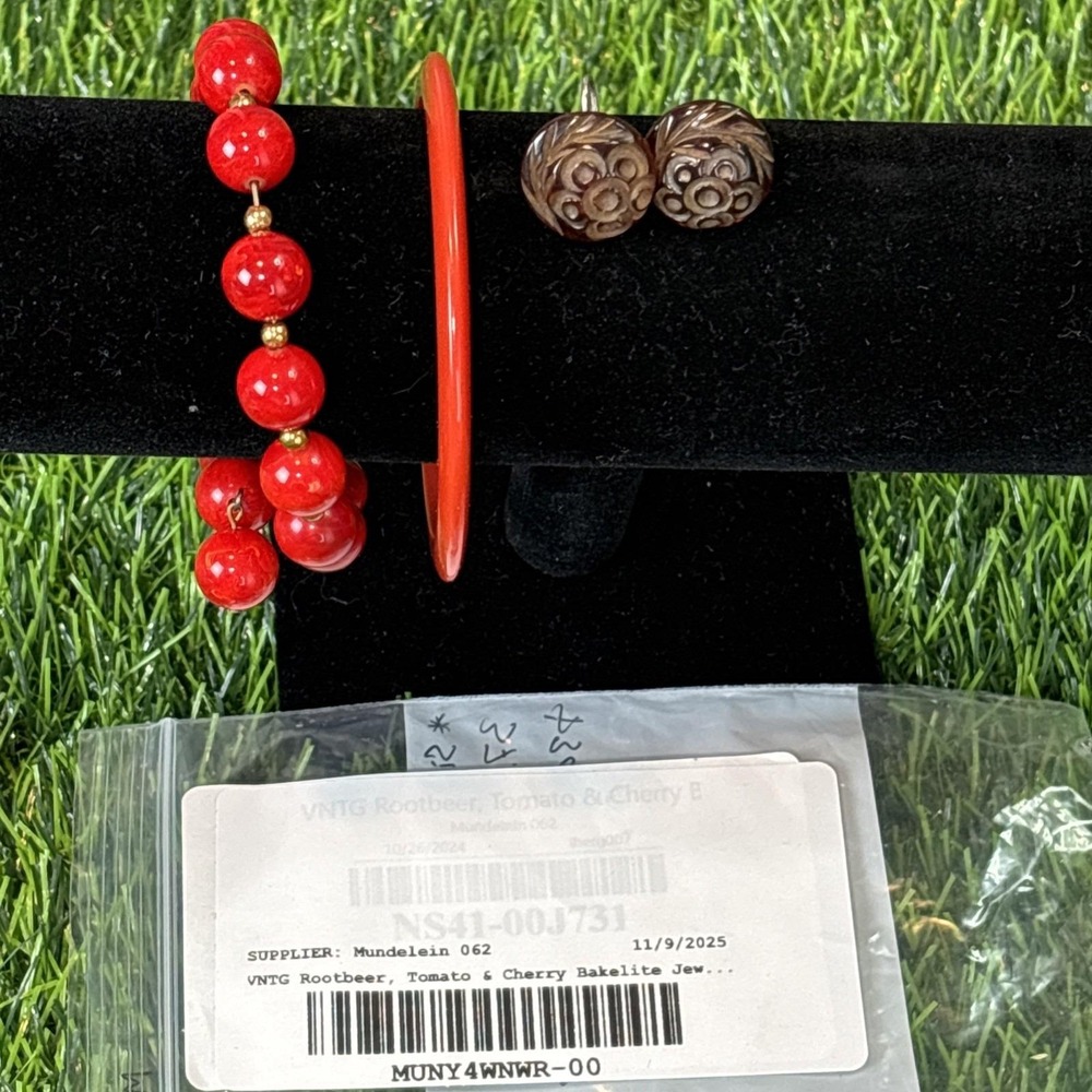 Vintage‎ Bakelite Jewelry Lot Root Beer Tomato Cherry Bracelets Earrings 37.1g